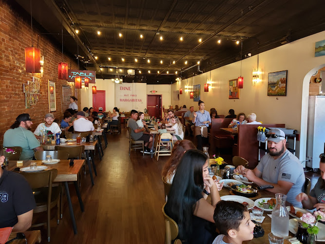 Table Mesa Bistro
