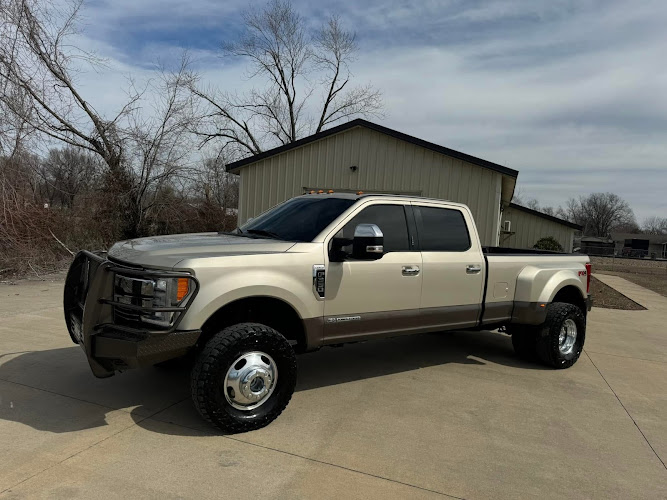 Show Me Truck & Auto Sales LLC