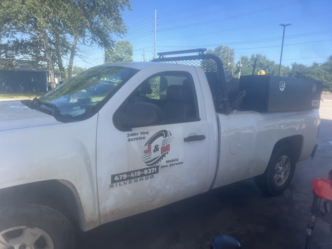 J & M Tire service