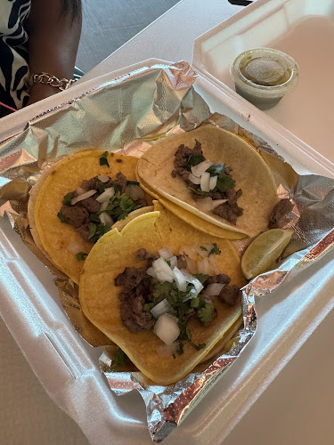 Sabroso Cal Food Truck