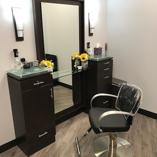 Salon Anew