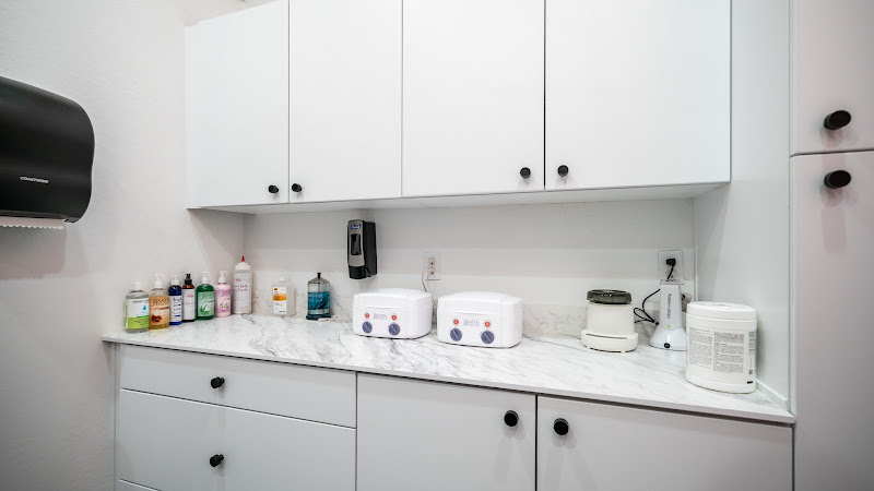 Hello Sugar | Bentonville - Brazilian Wax & Sugar Salon