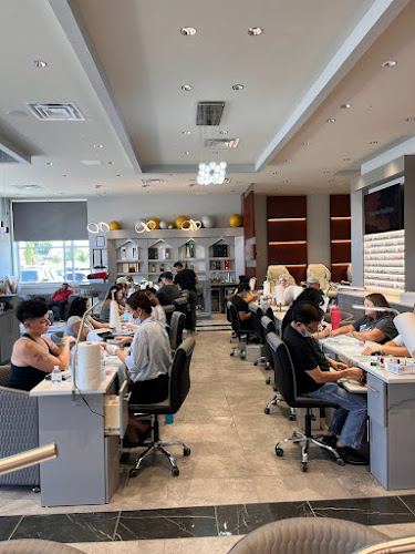 GLAM’D Nail Spa