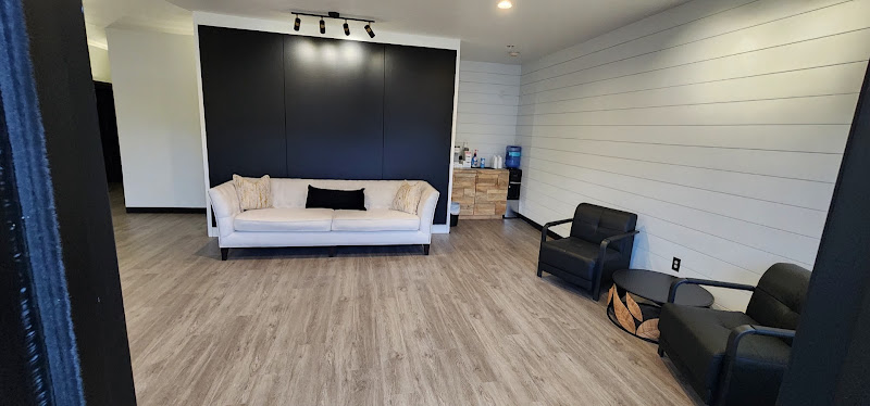Onyx and Gold Beauty Lounge Suites