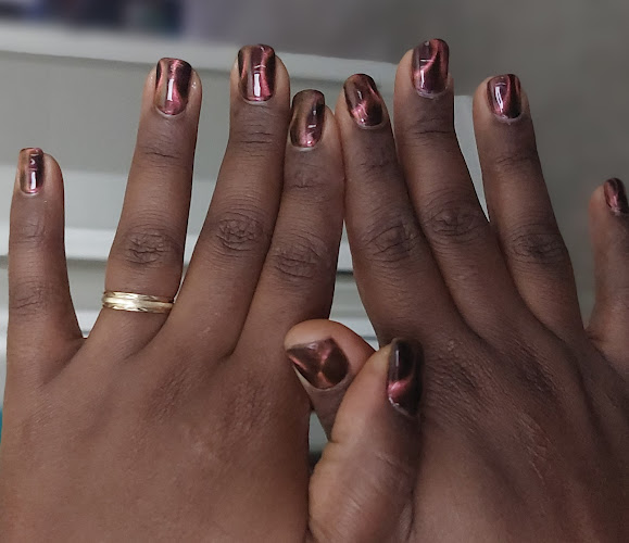 CENTERTON NAILS & SPA