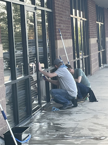 Magic Window Cleaning NWA LLC