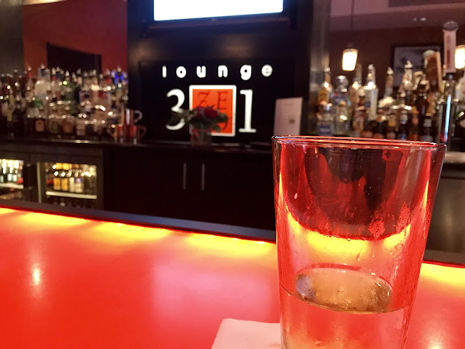 3 Zero 1 Lounge