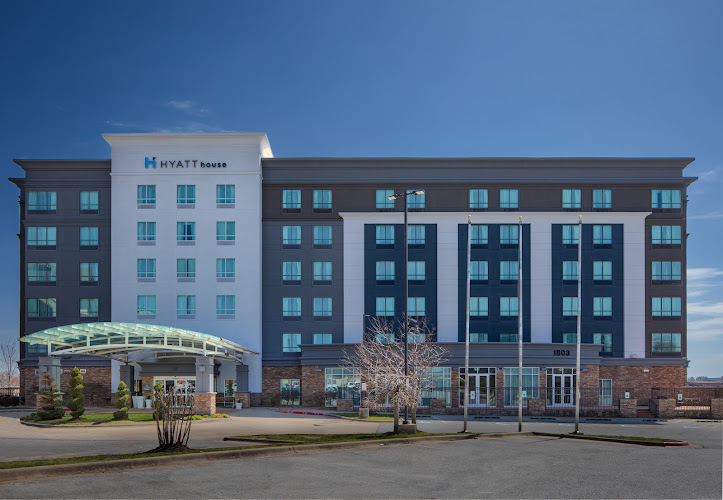 Hyatt House Bentonville / Rogers