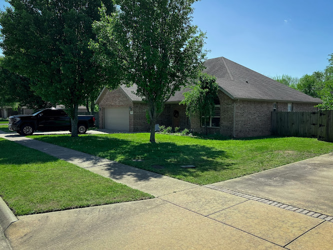 Willow St Lawns | Lawn Care & Landscaping Services