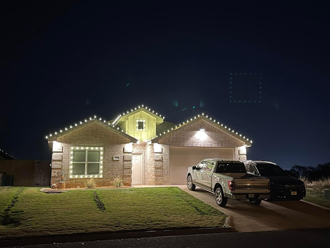 5 Star Holiday Lighting Of NWA