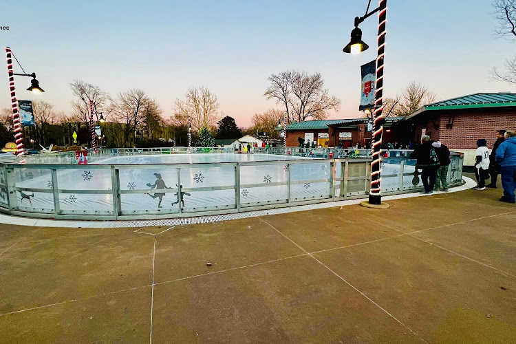 Lawrence Plaza