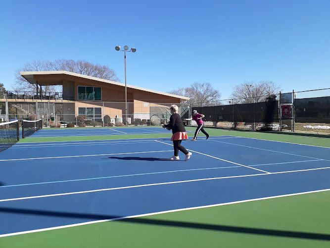 Kingsdale Tennis Center