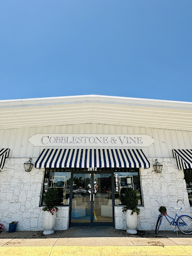 Cobblestone & Vine